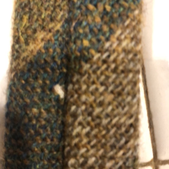 EUC vtg Pringle of Scotland Shetland tie - Picture 4 of 9